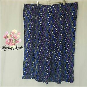 CATO Loose Long Shorts Size 4X or (26-28)